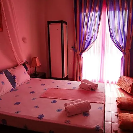 فندق Anastasia 3*